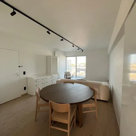 Luxurious With Feet In The Sea & * Oostende