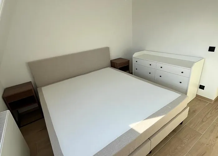 Luxurious With Feet In The Sea & Oostende